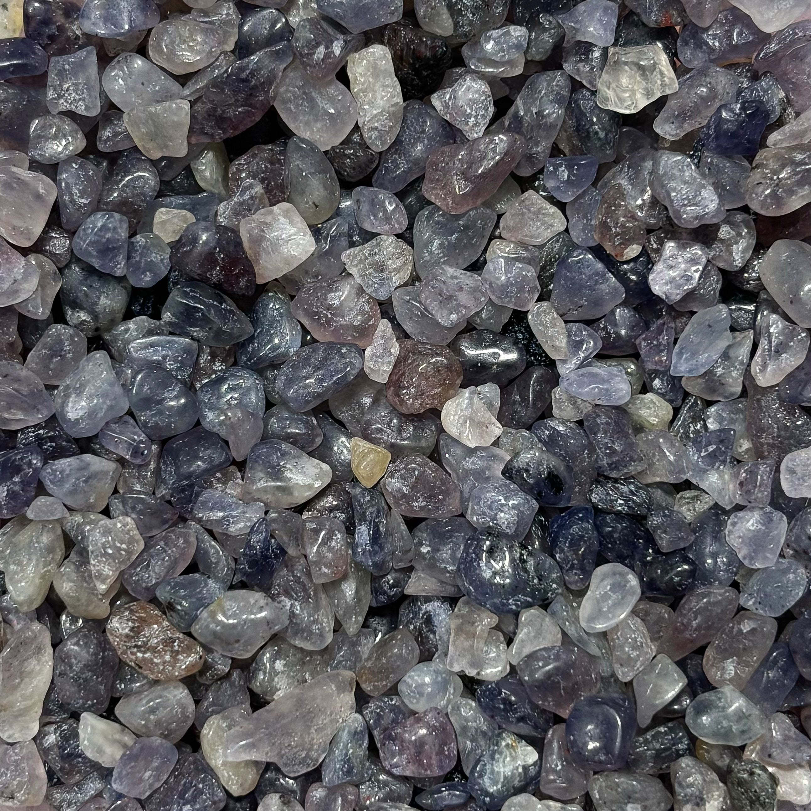 Iolite Chips